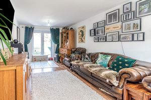 Wood Farm Close